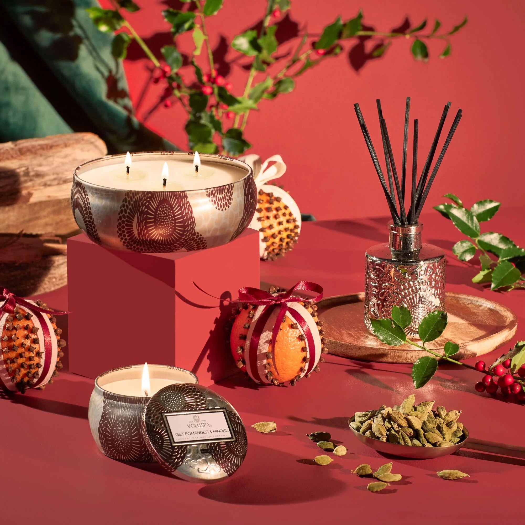 Voluspa-Gilt-Pomander-Hinoki-Geurstokjes-Reed-Diffuser-2