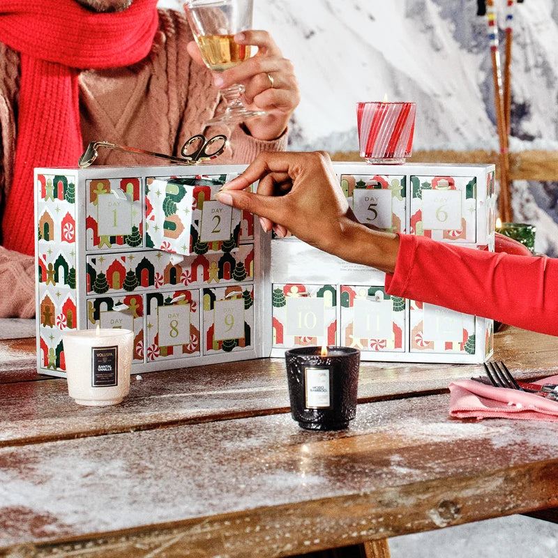 Voluspa - Alpin Advent Calendar - Petite Pedestal Candle Gift Set