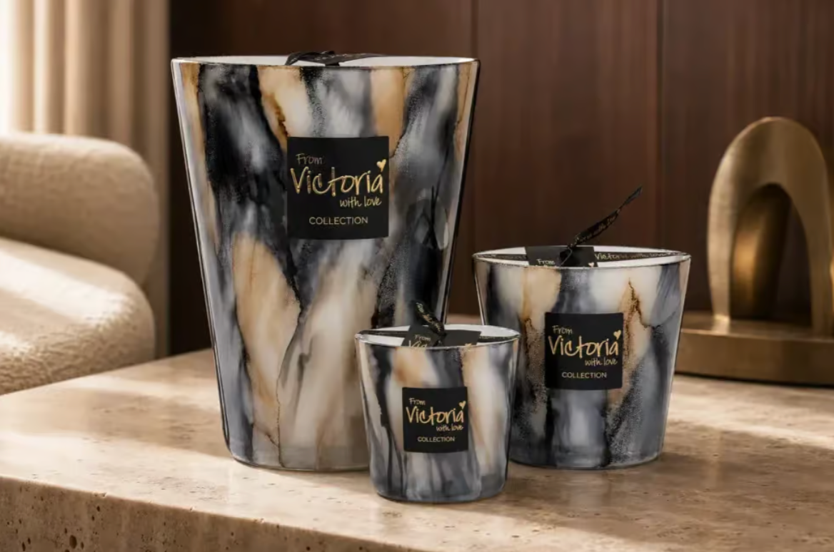 From Victoria with Love - Stone Black - Geurkaars