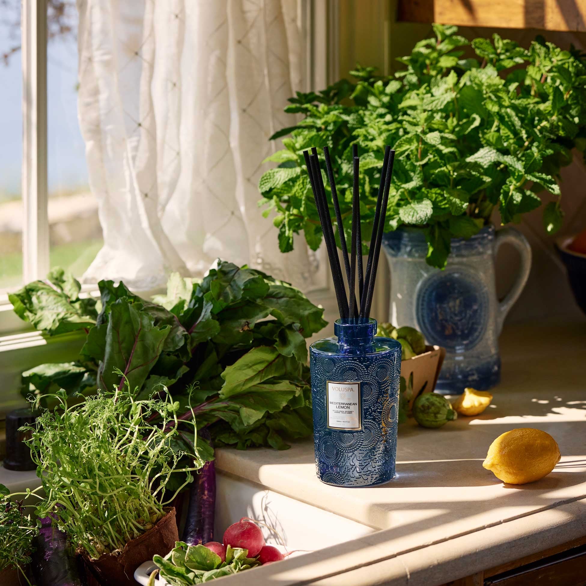 voluspa-geurstokjes-luxe-reed-diffuser-500ml-mediterranean-lemon-8